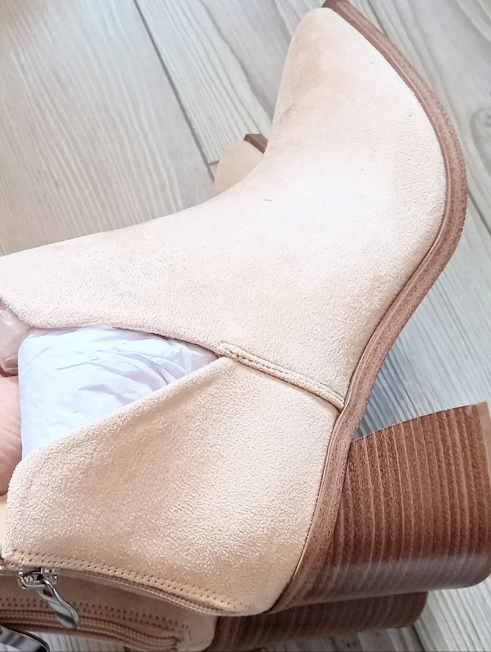 (80-4678) FISACE Womens Pointed Toe Stacked Mid Heel Ankle Boots Sz 9 - Picture 7 of 14